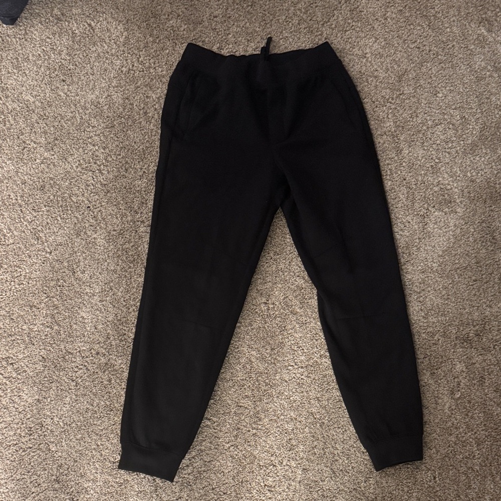VRST Black Men's Joggers